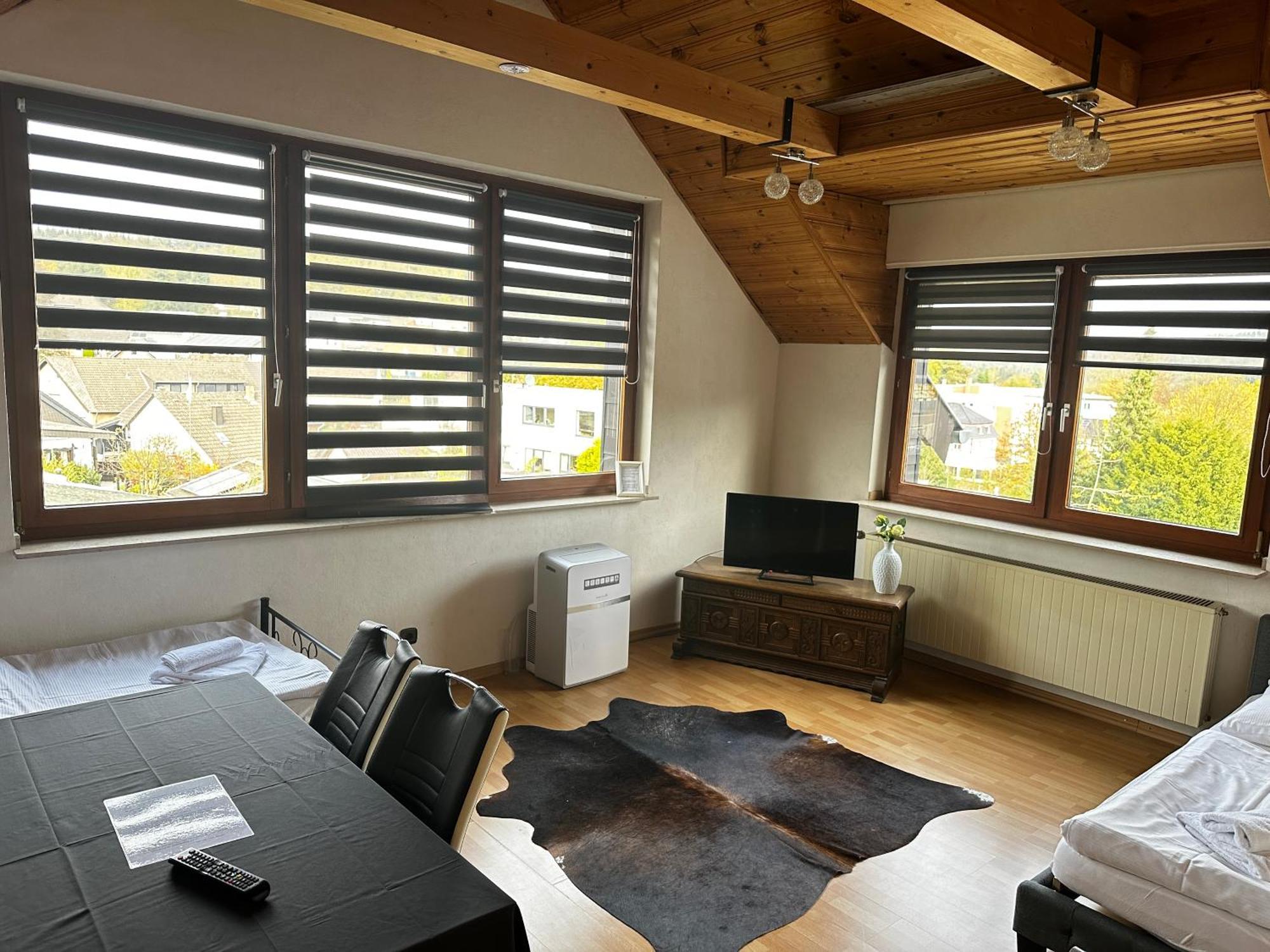 Hotel Haus Seeblick Apartments Am See Obermaubach Exterior foto